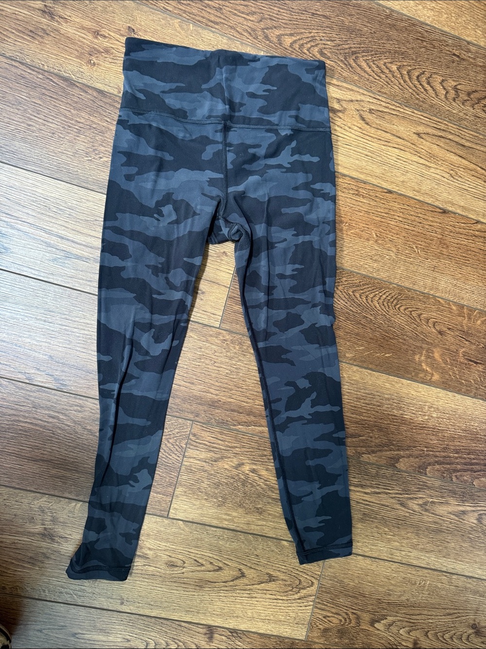 Athleta Black and Dark Gray Camo High-Rise Leggings